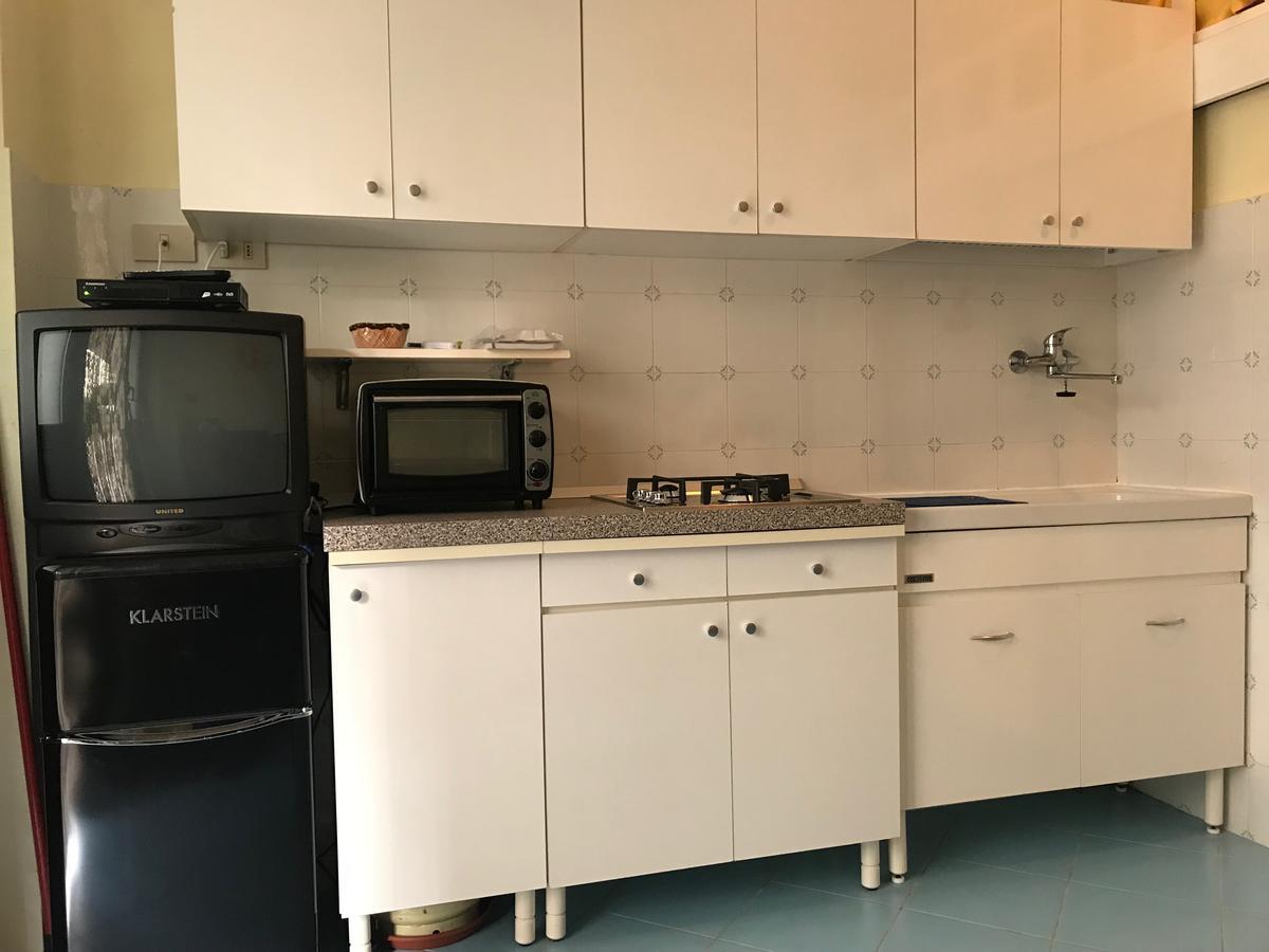 Apartament Flat Low Cost Sperlonga Zewnętrze zdjęcie